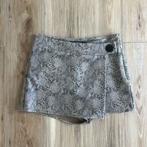 Zara snakeskin skort